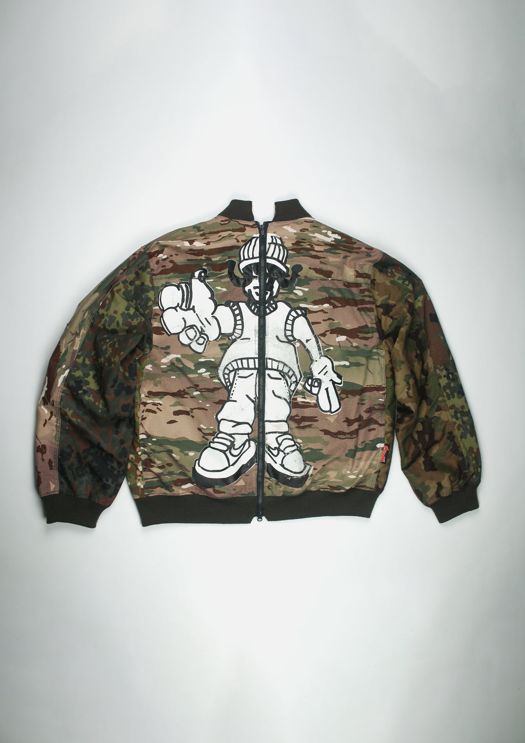 RUNWAY PIECE - Camo bomber