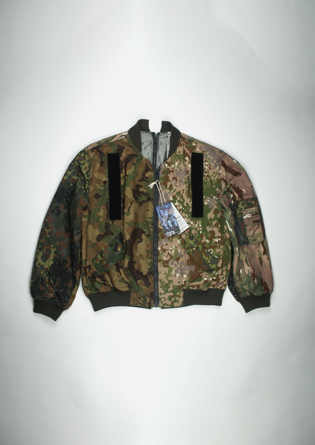 RUNWAY PIECE - Camo bomber