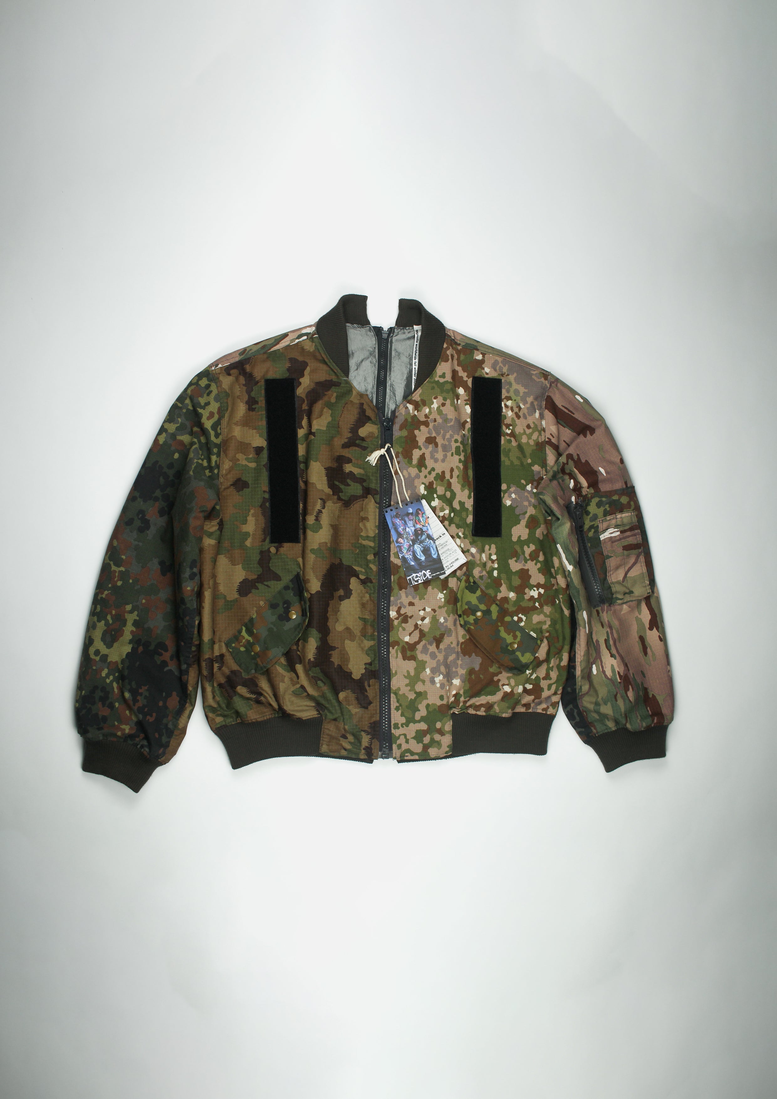 RUNWAY PIECE - Camo bomber