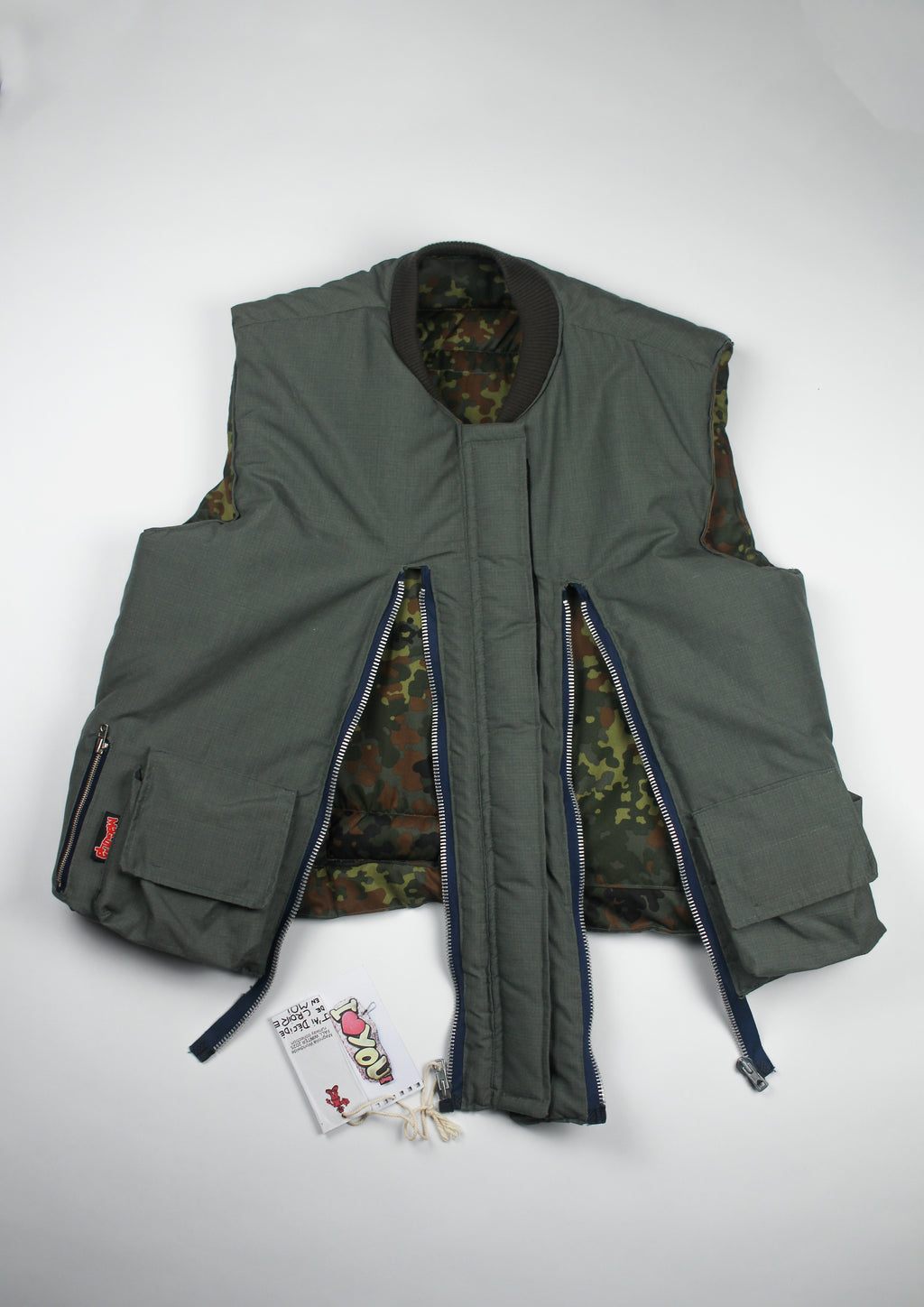 RUNWAY PIECE - Technical sleeveless jacket