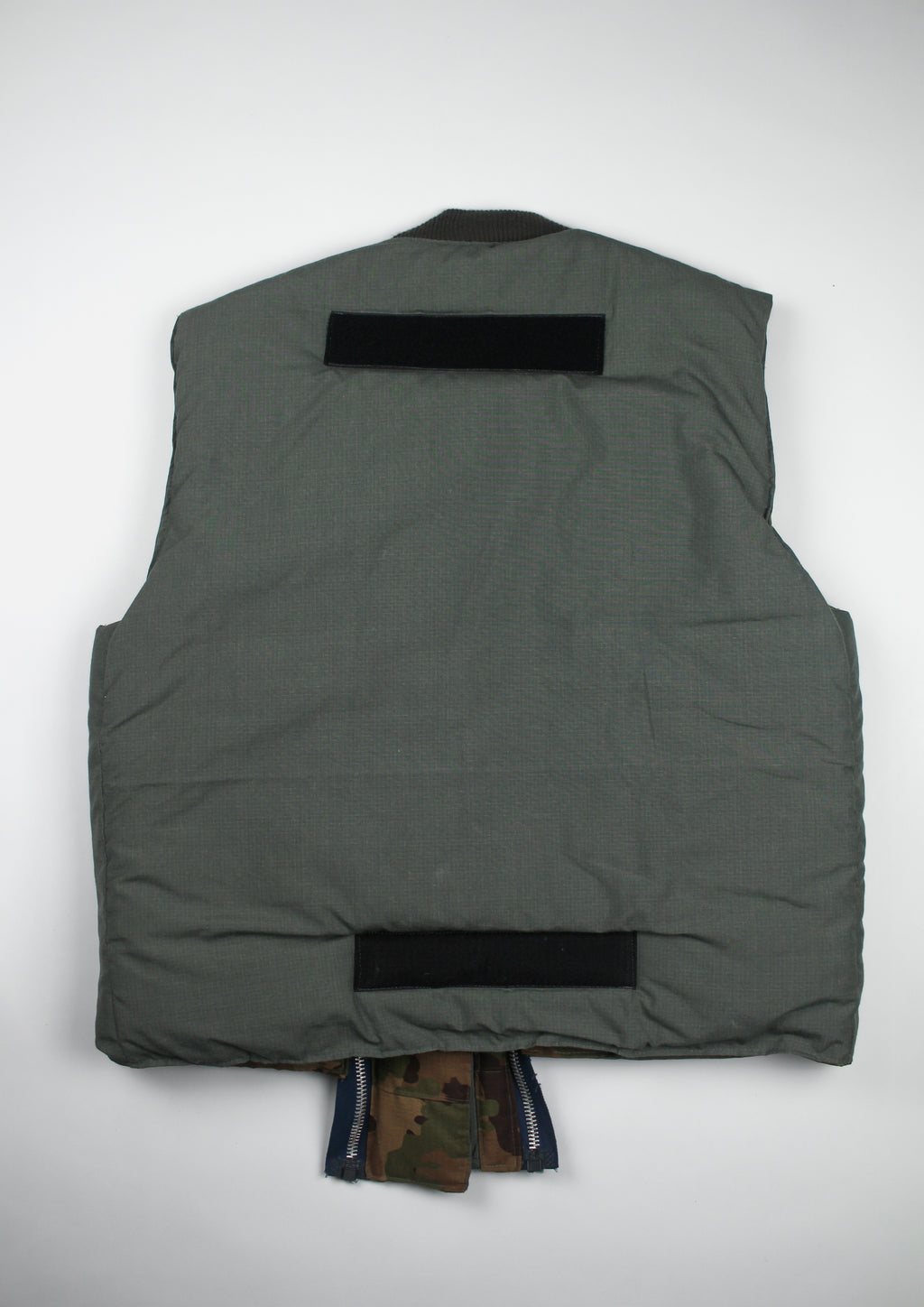 RUNWAY PIECE - Technical sleeveless jacket