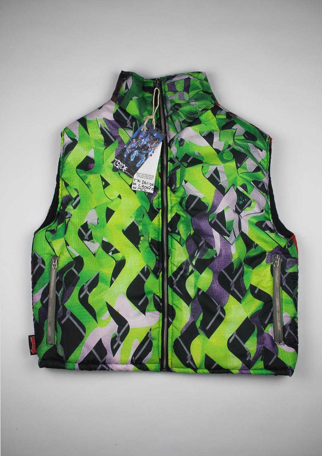 RUNWAY PIECE - Sleeveless camo jacket