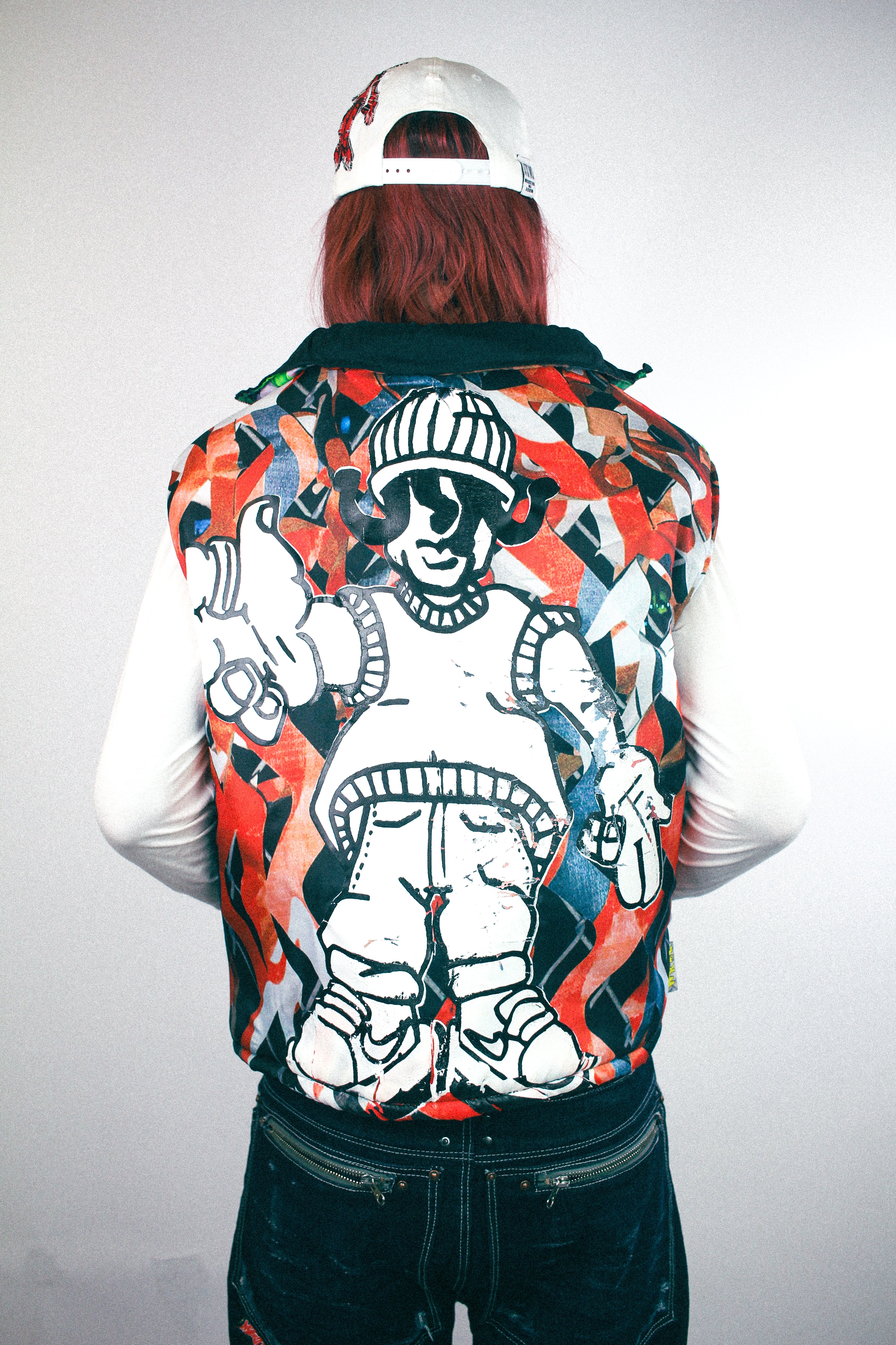 RUNWAY PIECE - Sleeveless camo jacket