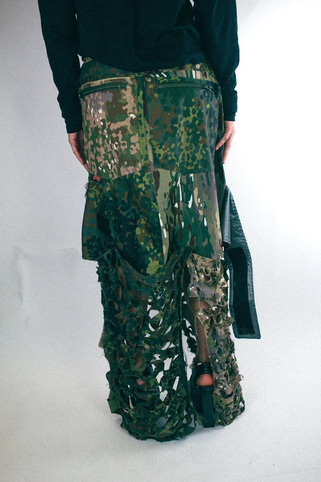 RUNWAY PIECE - Camo skirt