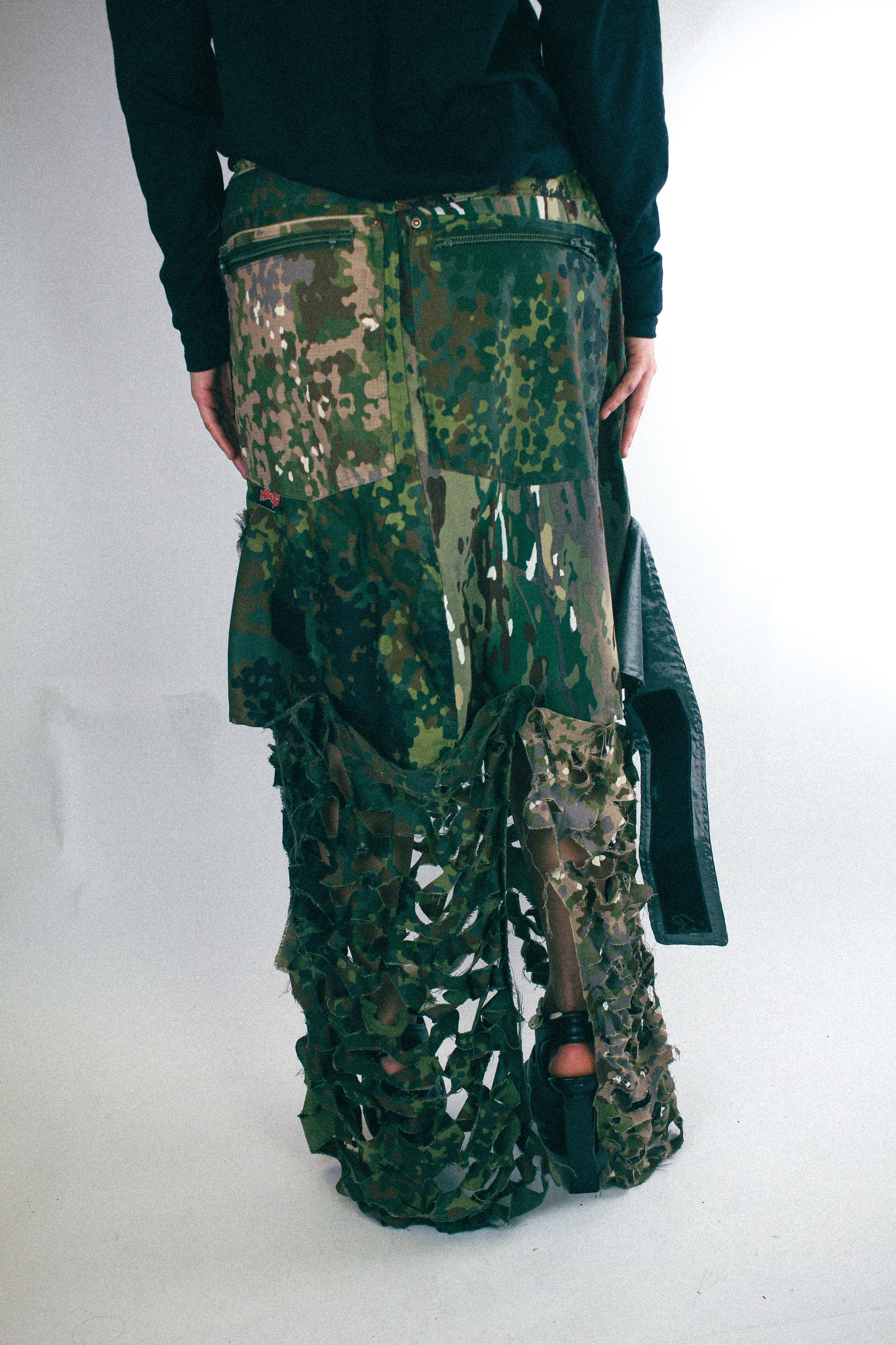 RUNWAY PIECE - Camo skirt