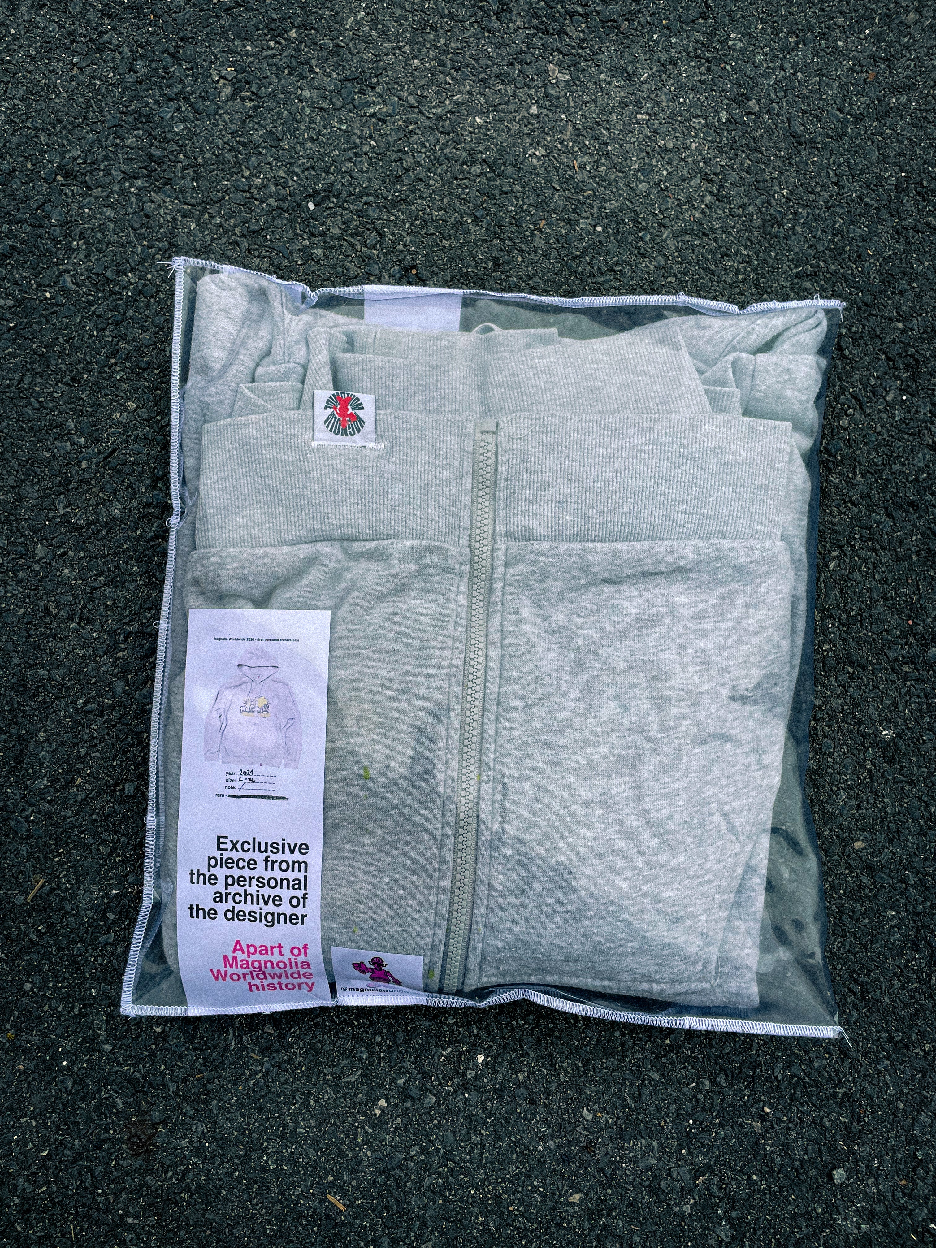 SEALED PERSONAL ARCHIVE 02